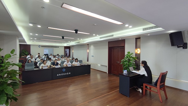 ���εز����Ź�˾��չ��ʷѧϰ����ר�⵳��