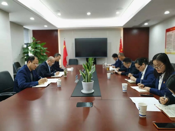 ���ɶ������εز����Ż��ص�һ��֧����֯�����